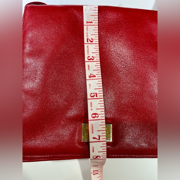 FRED HAYMAN Beverly Hills Crossbody Leather bag, flap over, Red - Picture 14 of 15